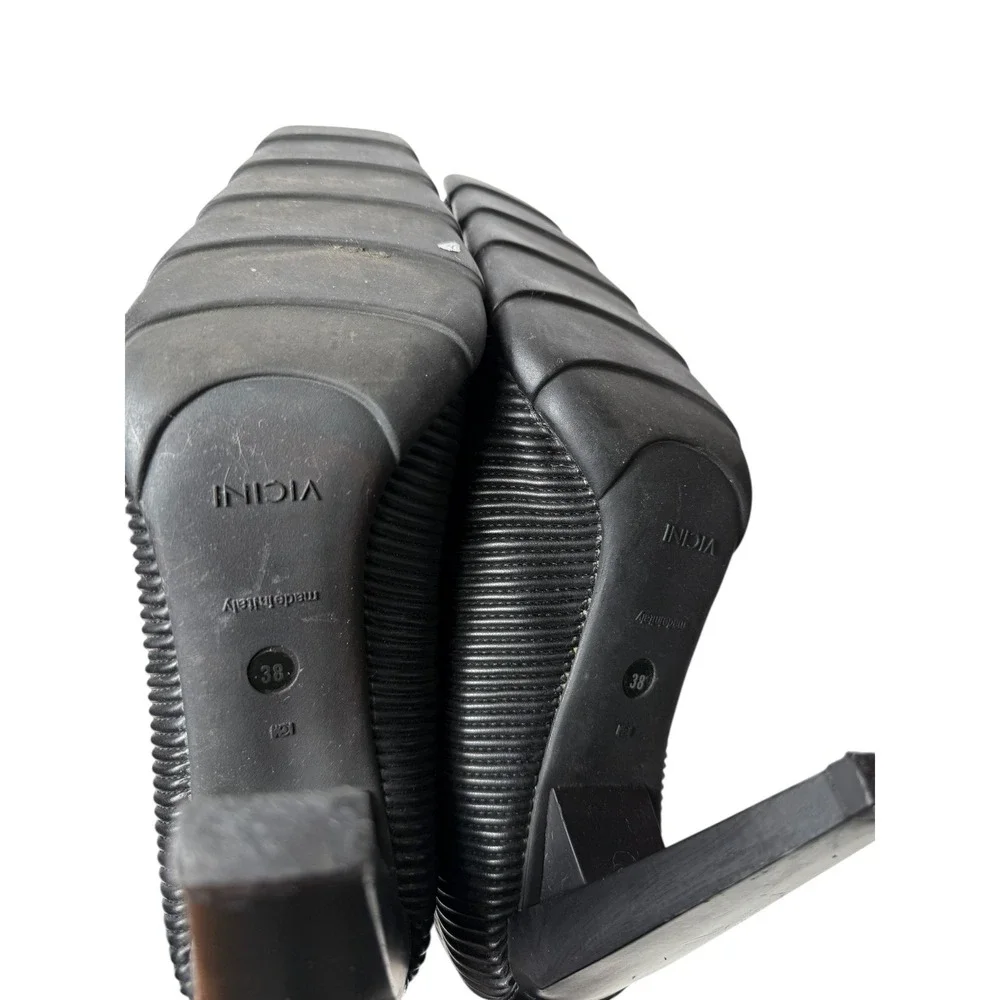 Vicini Black Ribbed Square Toe Block Heel Pumps Women's Size 38 Made in Italy‎